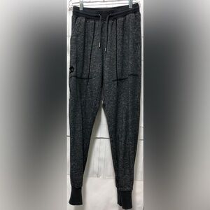 🥀Under Armour Gray Heather Black Stitch Fitted Joggers